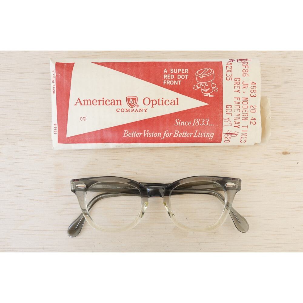 Vintage American Optical eyeglass 1960s USA Sleeve NOS 42-20 Academia Preppy